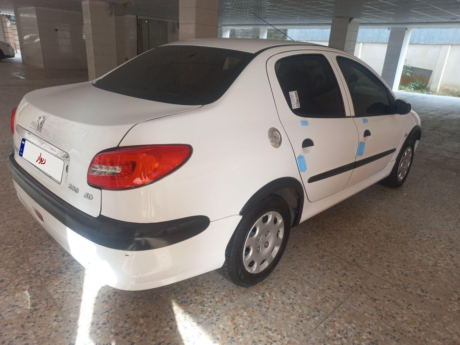پژو ۲۰۶ صندوق دار v8 - 1397