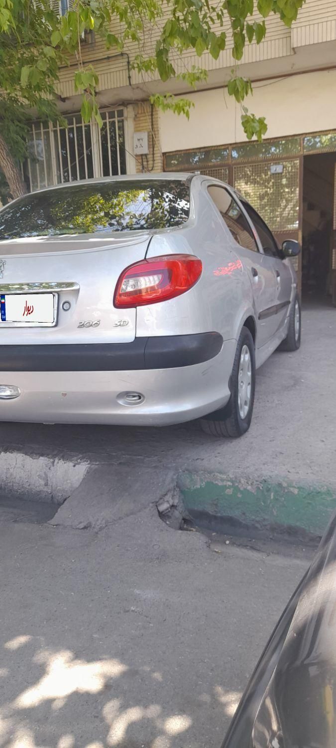 پژو ۲۰۶ صندوق دار v1 - 1386