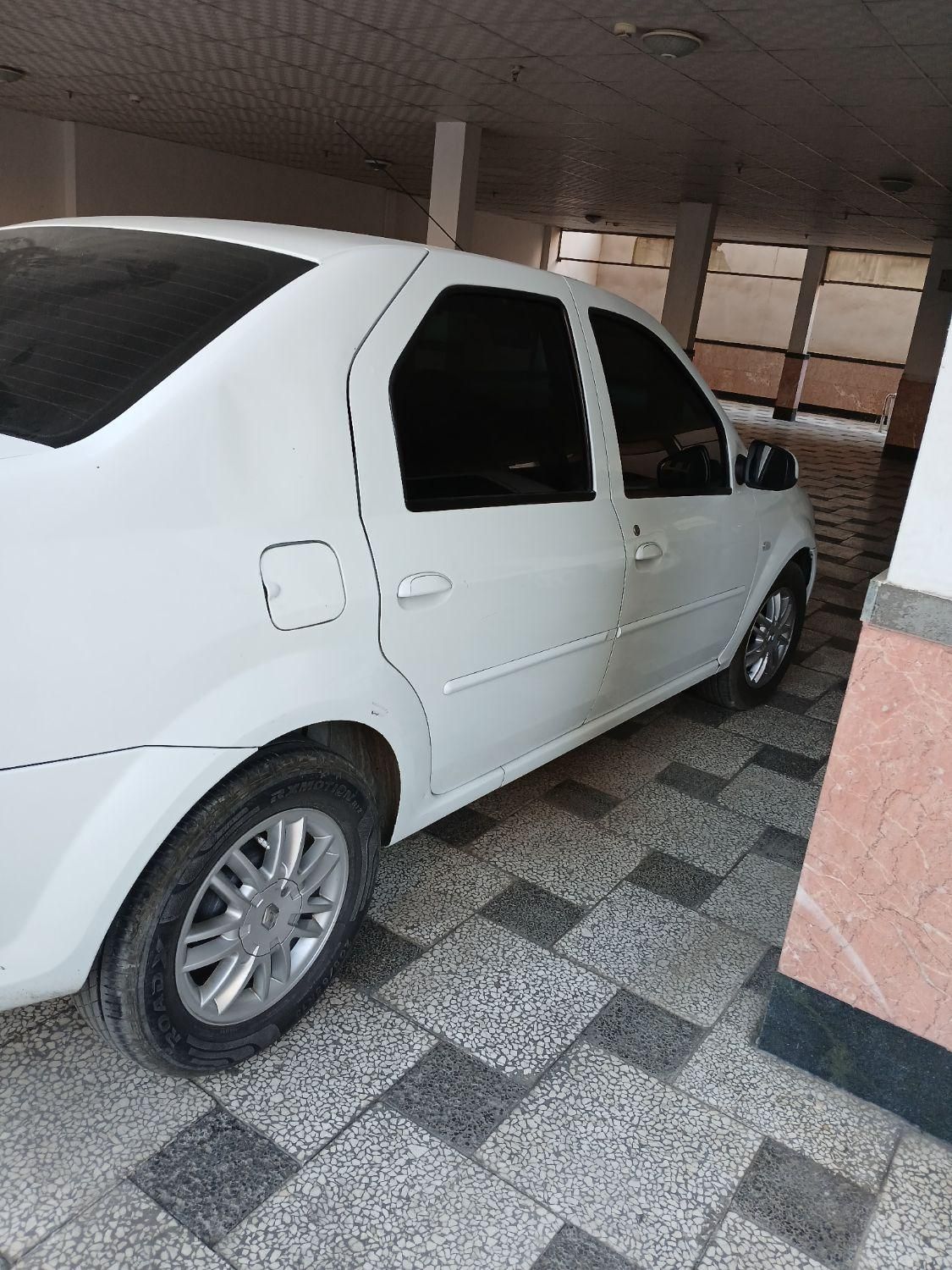 رنو تندر 90 پلاس اتوماتیک - 1396