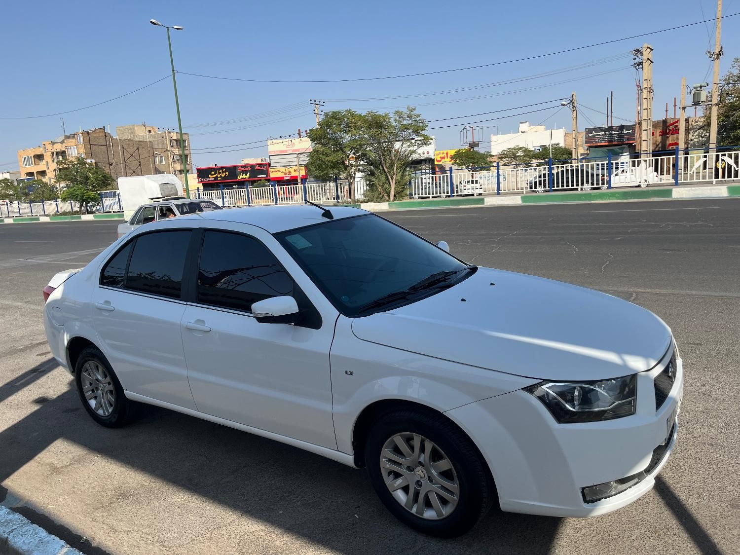 خودرو دنا، معمولی آگهی ann_19791127