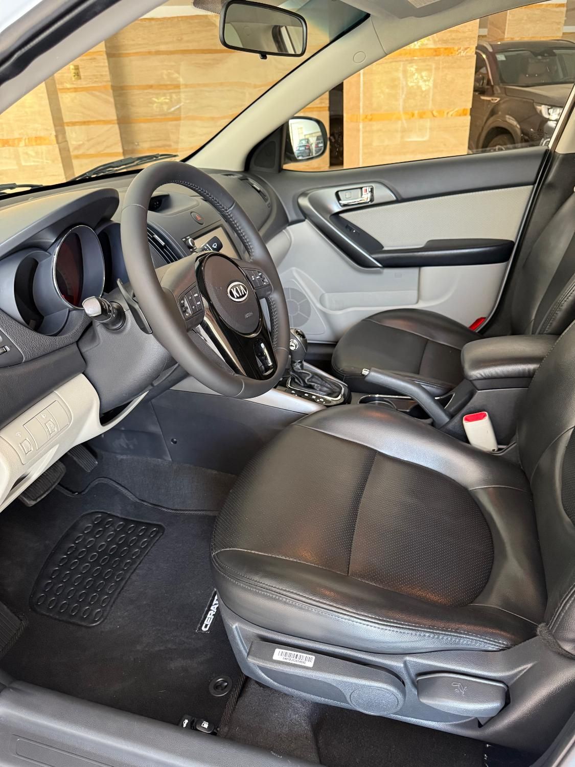 کیا سراتو 2.0 لیتر اتوماتیک GT لاین - 2019