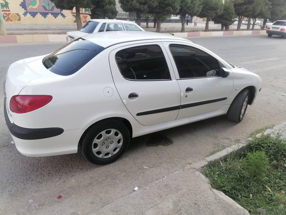 پژو ۲۰۶ صندوق دار v8 - 1395