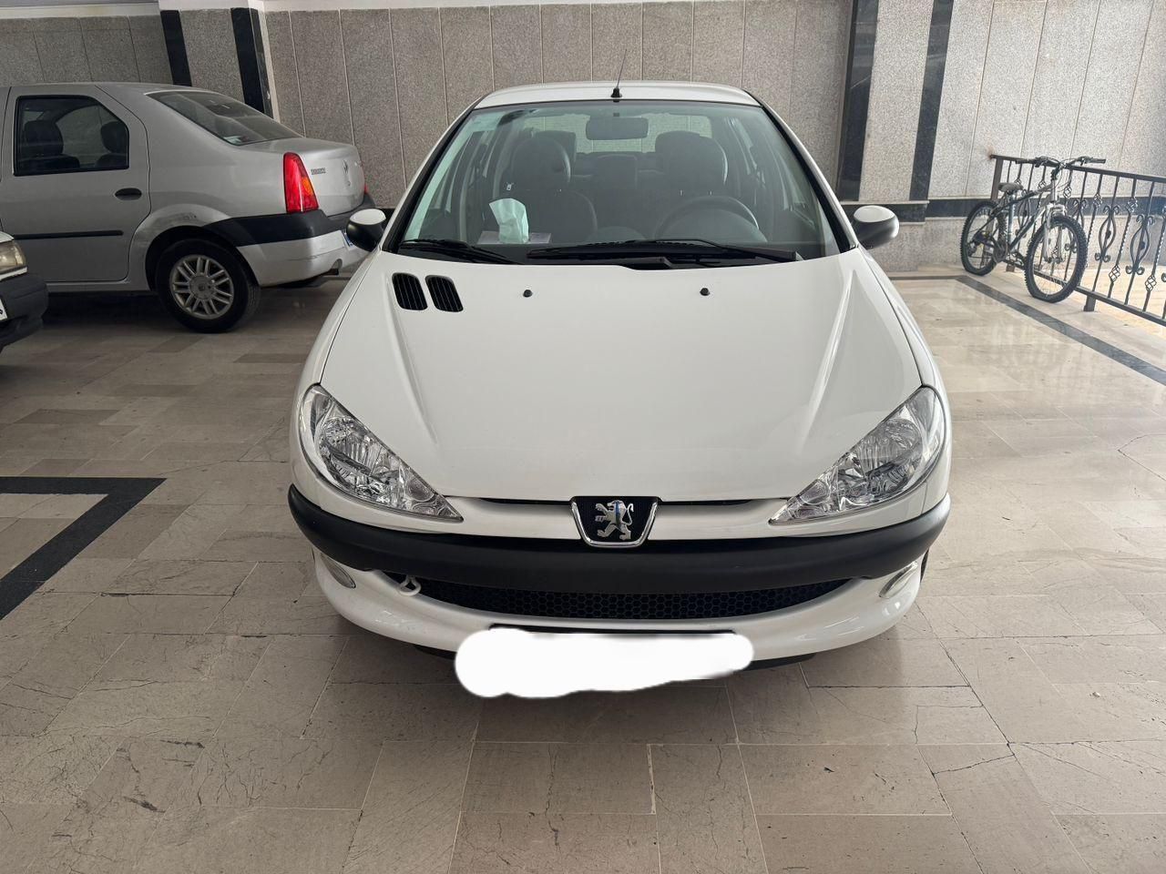 پژو ۲۰۶ صندوق دار v8 - 1398
