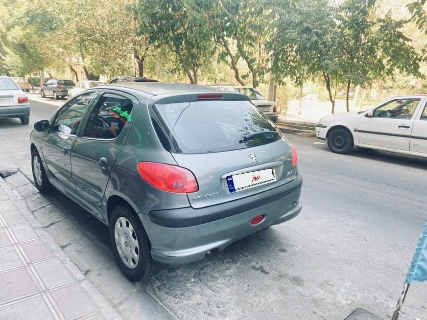پژو 206 تیپ 5 - 1395