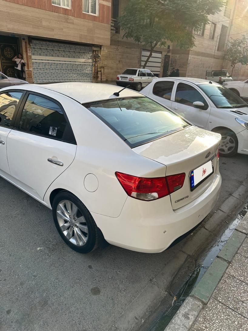 کیا سراتو 2.0 لیتر اتوماتیک GT لاین - 2010