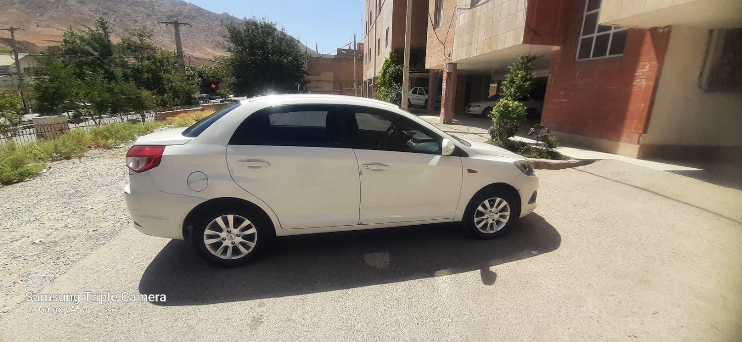 ام وی ام 315 صندوقدار اسپرت دنده‌ای - 1395