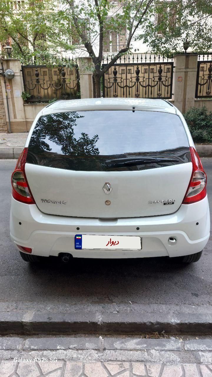 رنو ساندرو اتوماتیک - 1396