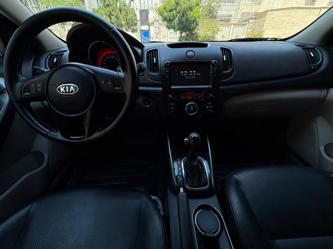 کیا سراتو 2.0 لیتر اتوماتیک GT لاین - 2017