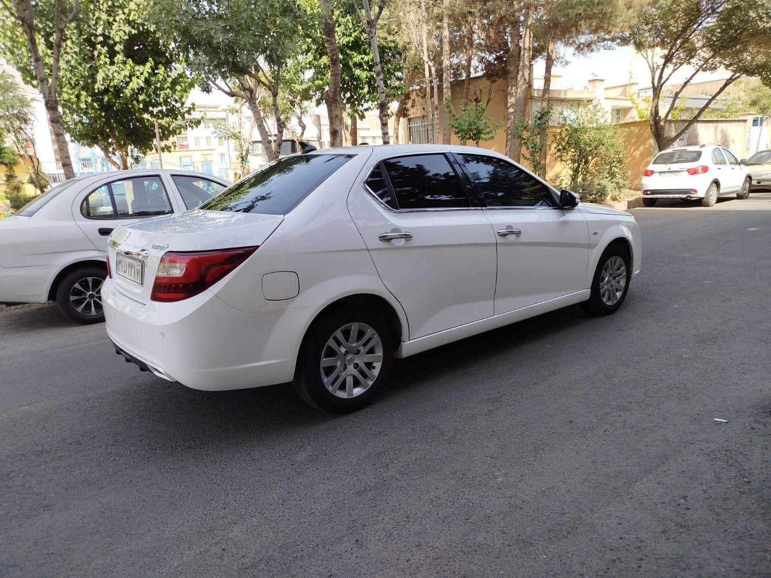 دنا پلاس تیپ ۲ سانروف ۴ ایربگ - 1399