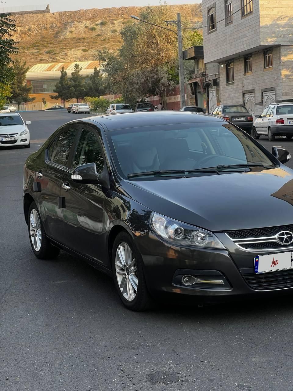 جک J5 اتوماتیک - 1394