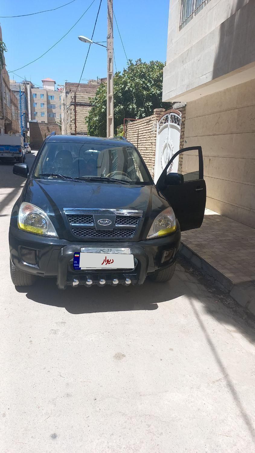 ام وی ام X33 دنده‌ای ساده - 1391