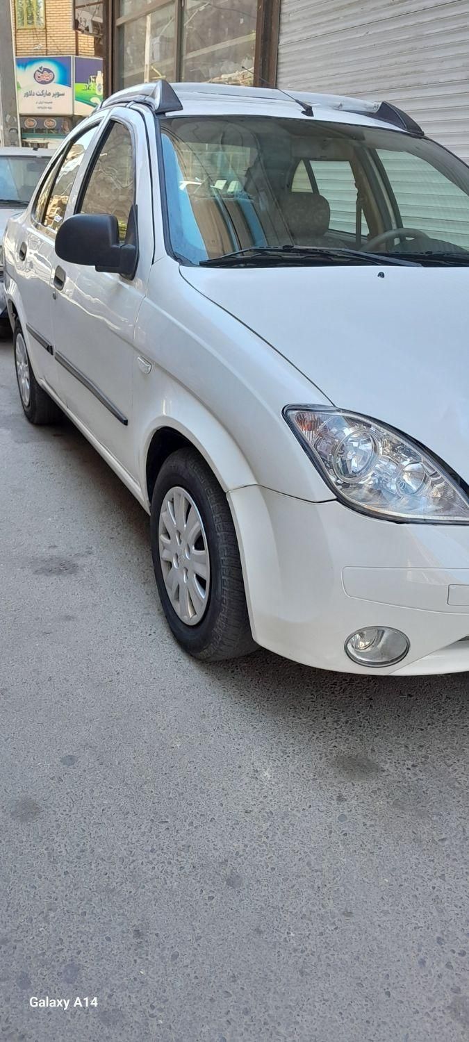 تیبا صندوق دار EX - 1395