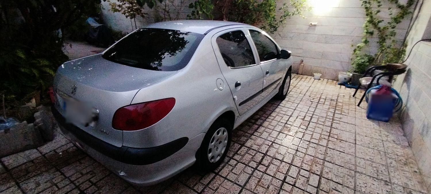 پژو ۲۰۶ صندوق دار v6 - 1388