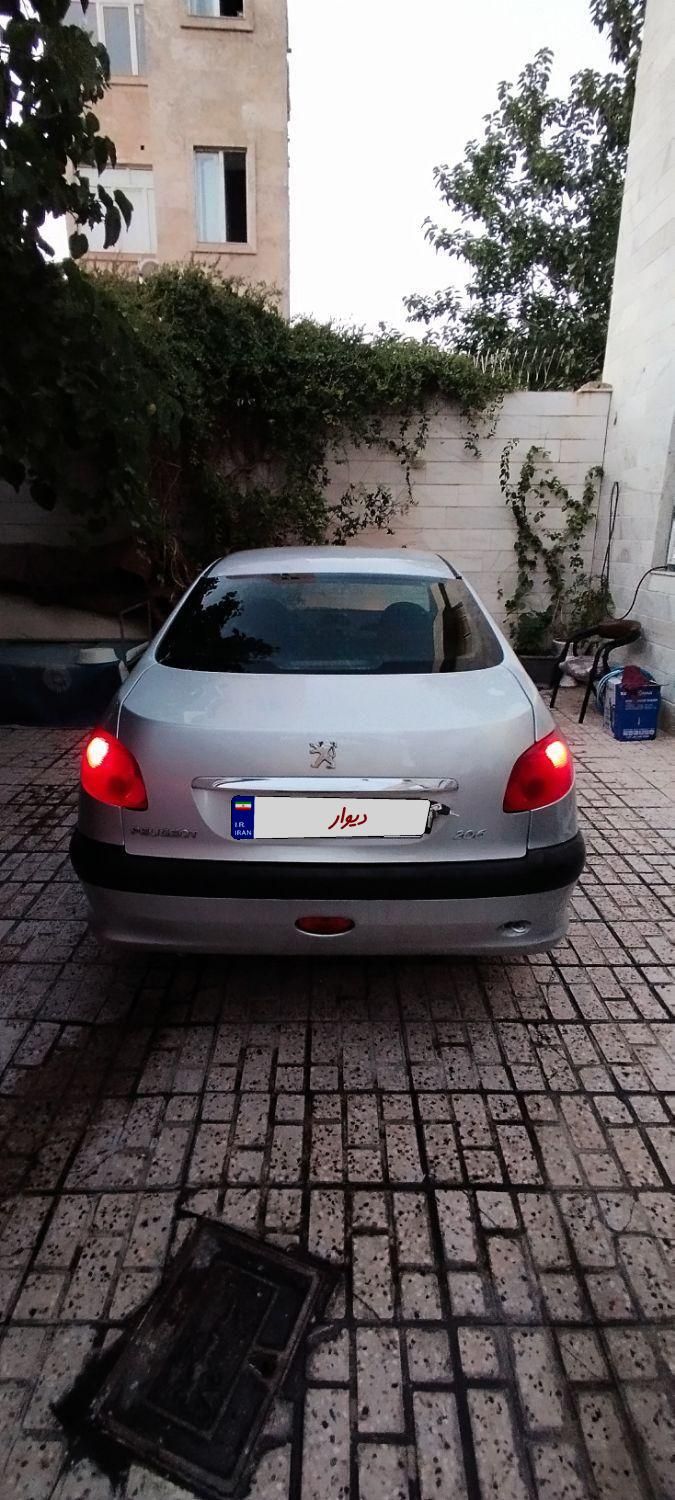 پژو ۲۰۶ صندوق دار v6 - 1388