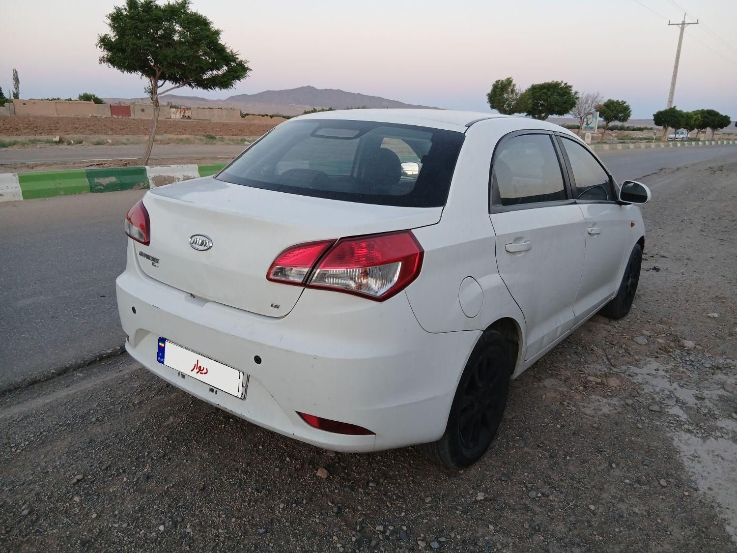 ام وی ام 315 صندوقدار اسپرت دنده‌ای - 1394