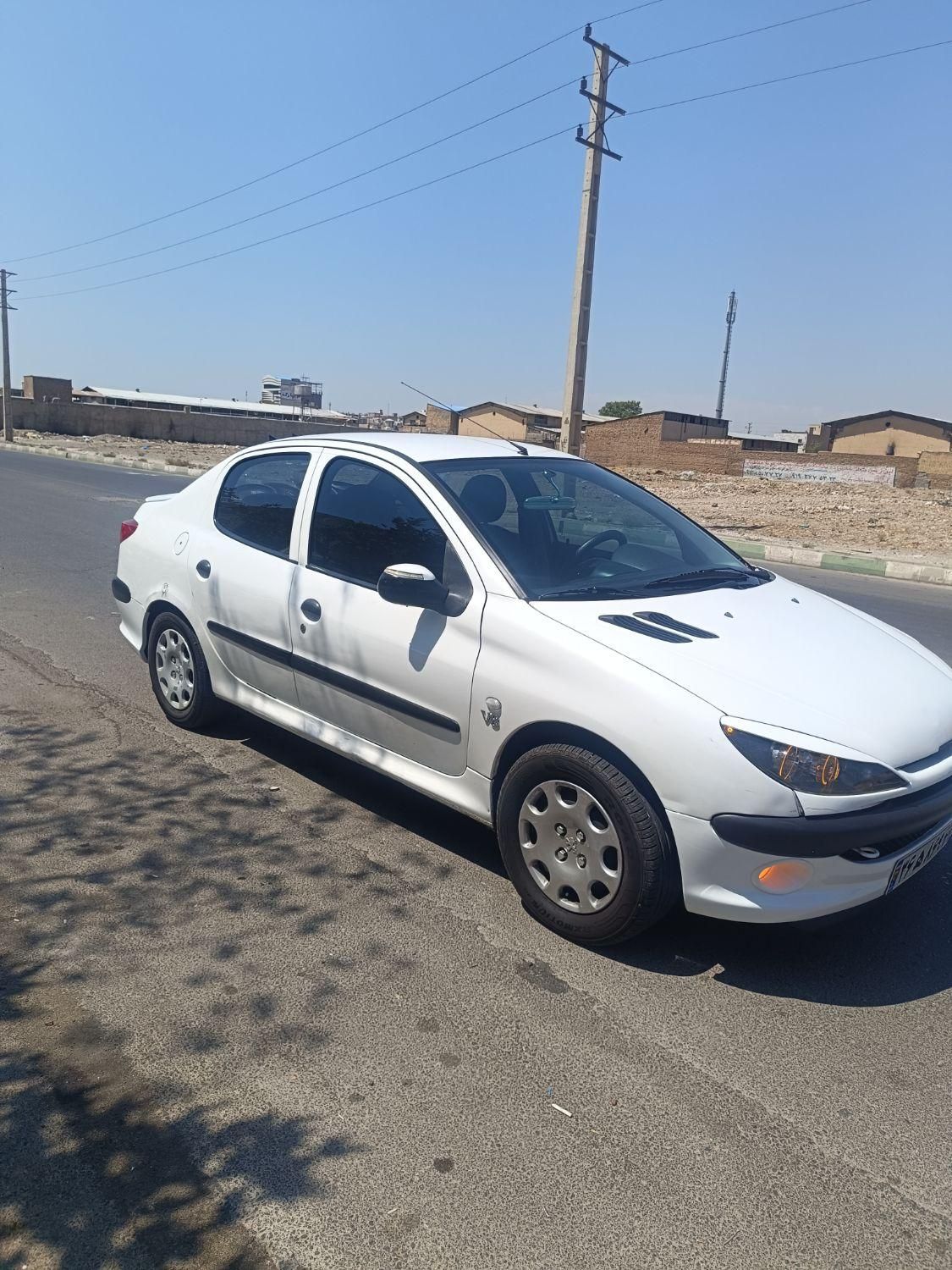 پژو ۲۰۶ صندوق دار v8 - 1391