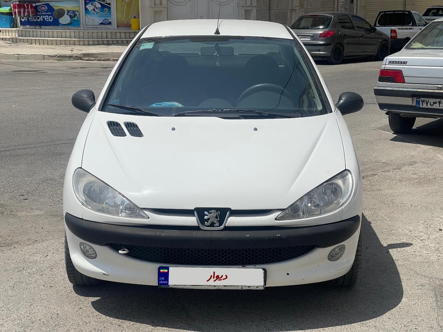 پژو ۲۰۶ صندوق دار v8 - 1394