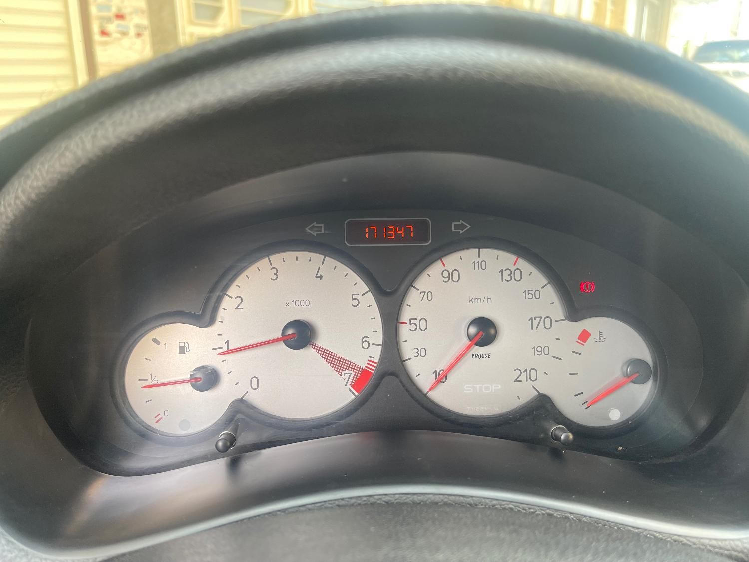 پژو ۲۰۶ صندوق دار v8 - 1394