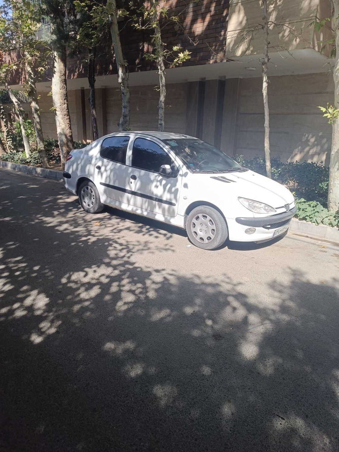پژو ۲۰۶ صندوق دار v8 - 1397