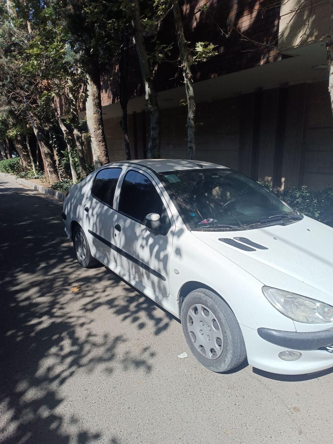 پژو ۲۰۶ صندوق دار v8 - 1397