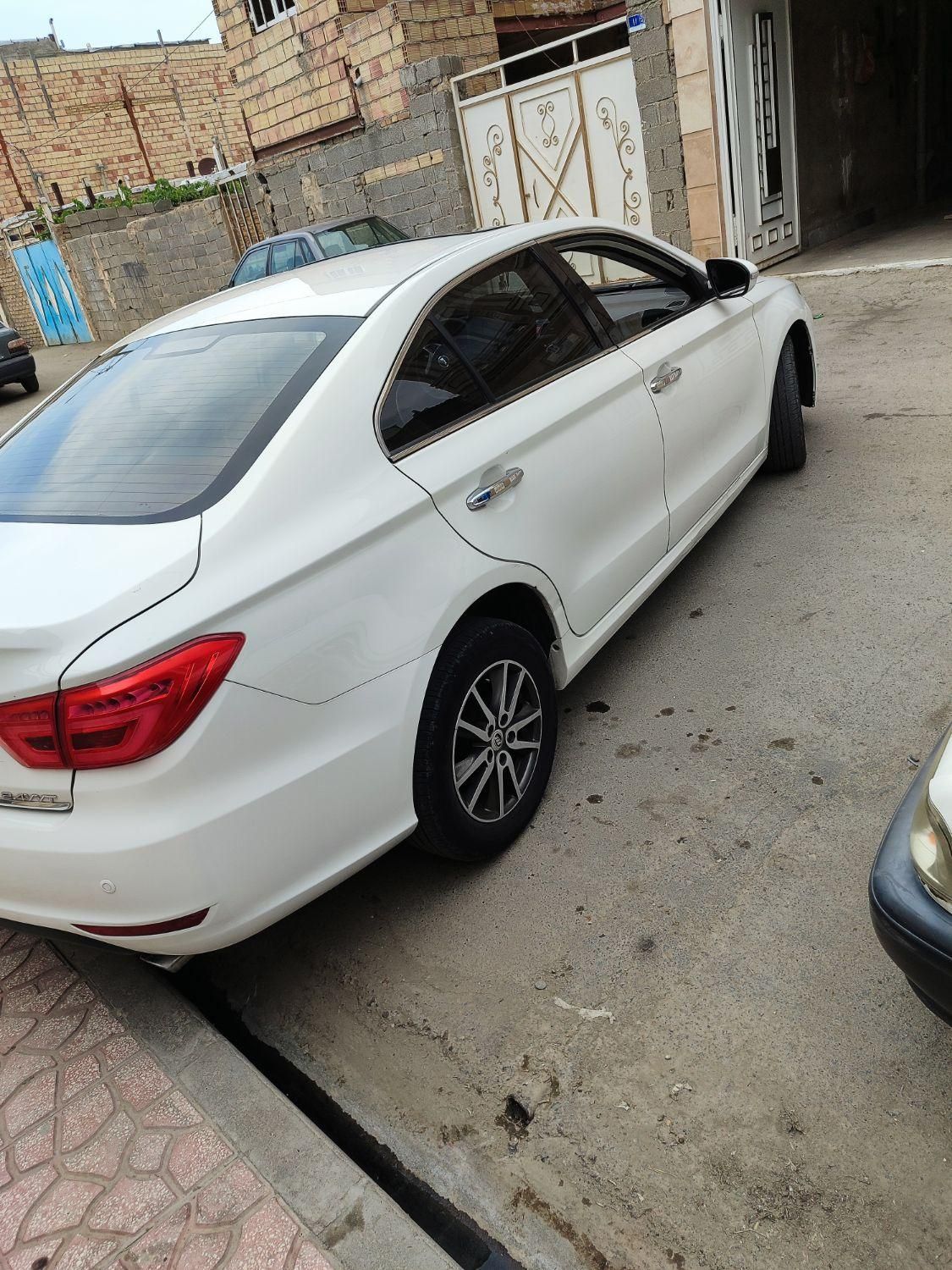 لیفان 820 اتوماتیک - 1396