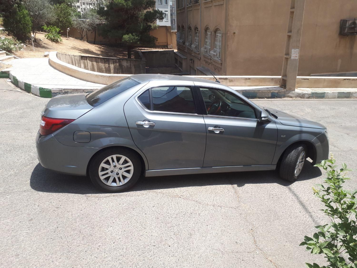 دنا پلاس تیپ ۲ سانروف ۴ ایربگ - 1398