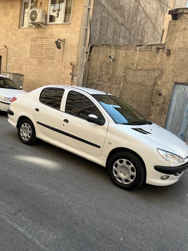 پژو ۲۰۶ صندوق دار v8 - 1397