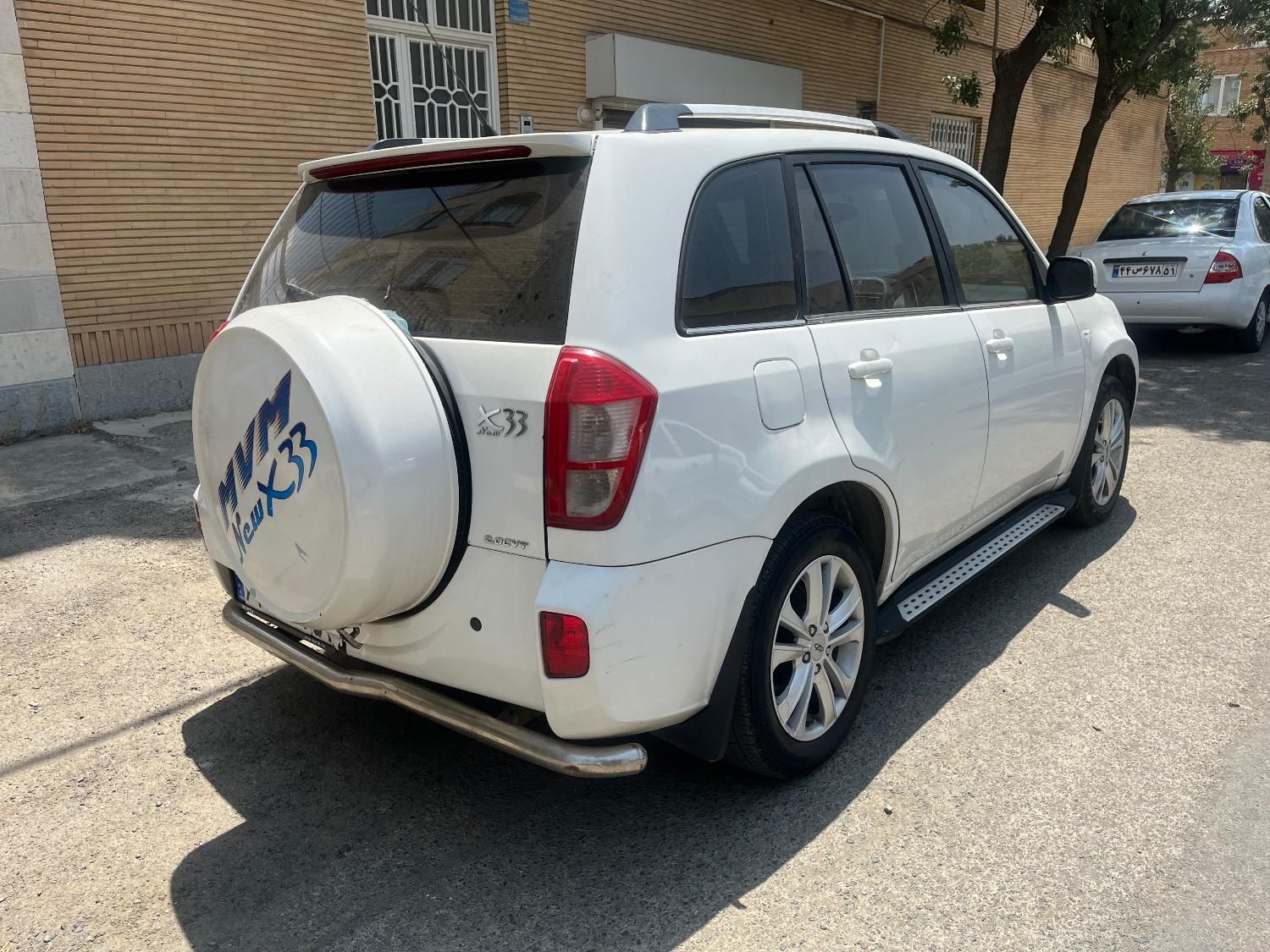 خودرو ام وی ام، X33 آگهی ann_19796661