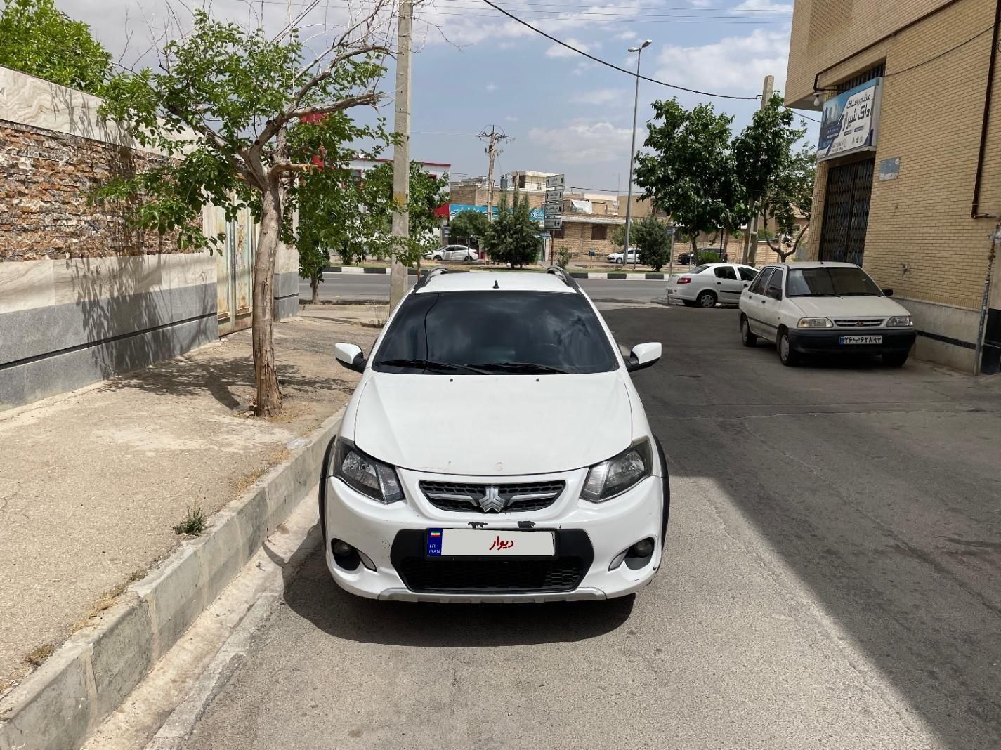 خودرو کوییک، معمولی آگهی ann_19796664