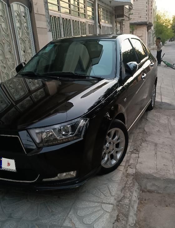 دنا پلاس توربو اتوماتیک - 1401