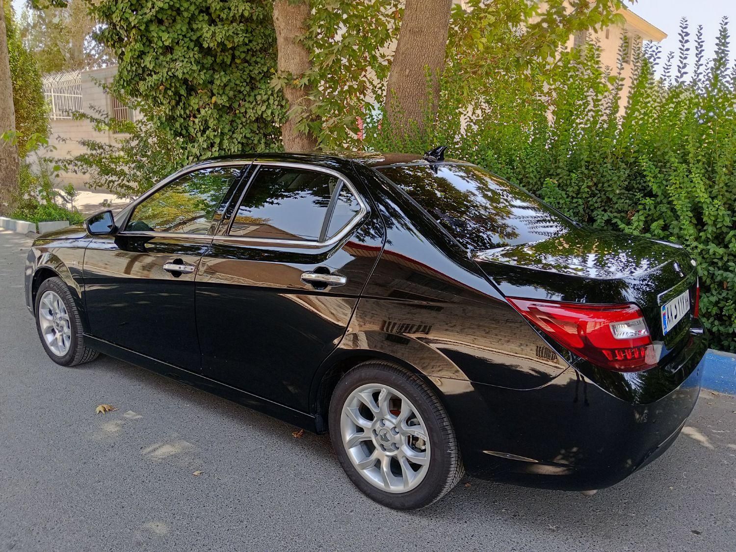 دنا پلاس توربو اتوماتیک - 1404