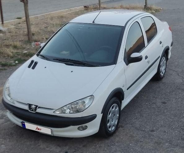 پژو ۲۰۶ صندوق دار v8 - 1398
