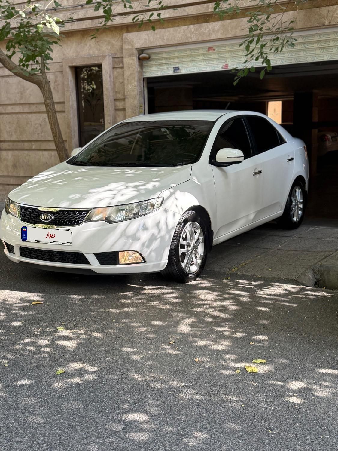کیا سراتو 2.0 لیتر اتوماتیک GT لاین - 2015