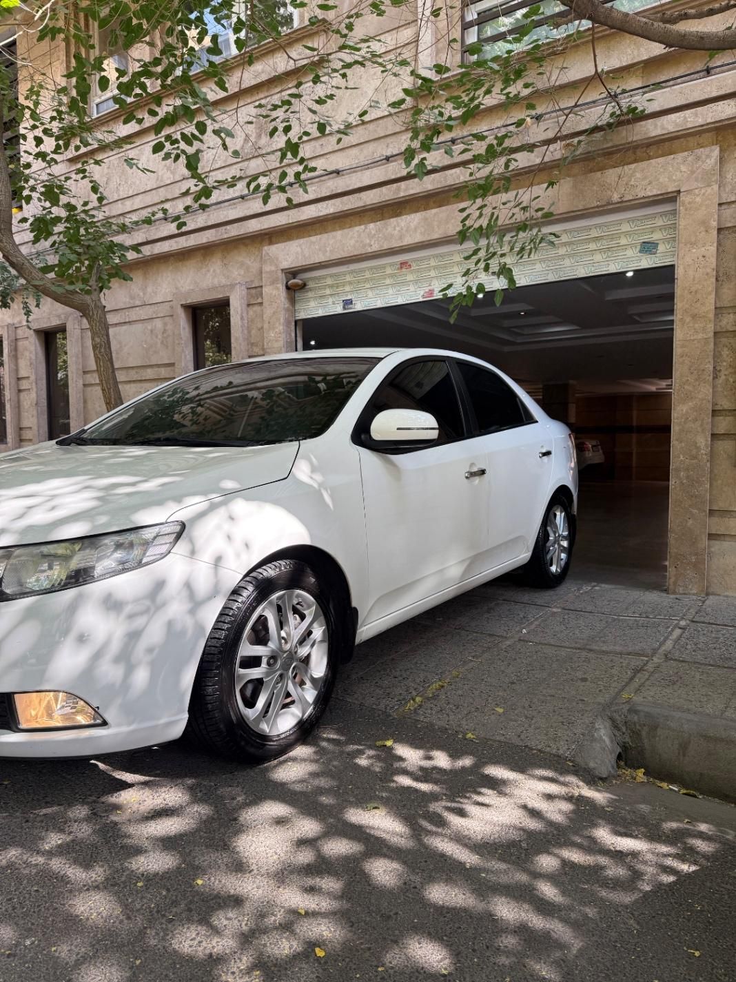 کیا سراتو 2.0 لیتر اتوماتیک GT لاین - 2015