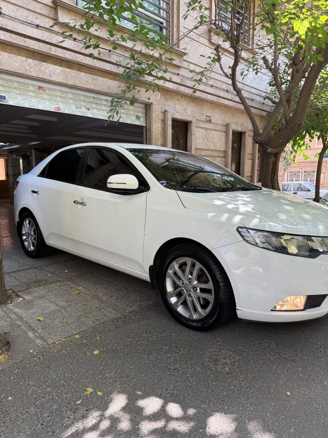 کیا سراتو 2.0 لیتر اتوماتیک GT لاین - 2015