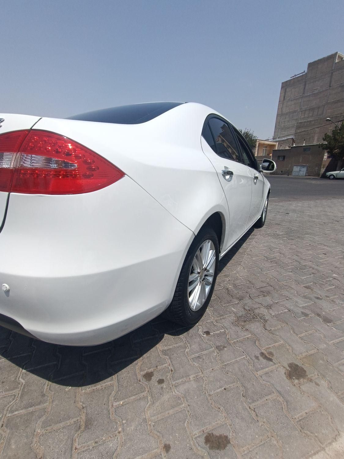 جک J5 اتوماتیک - 1394