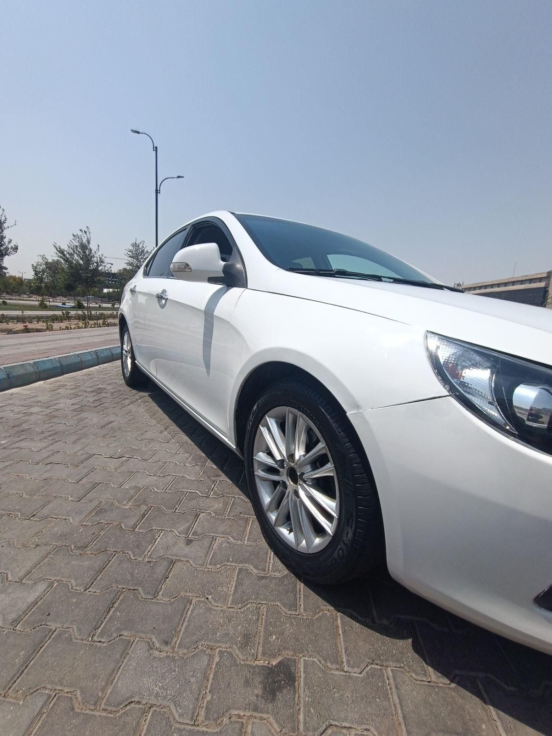 جک J5 اتوماتیک - 1394