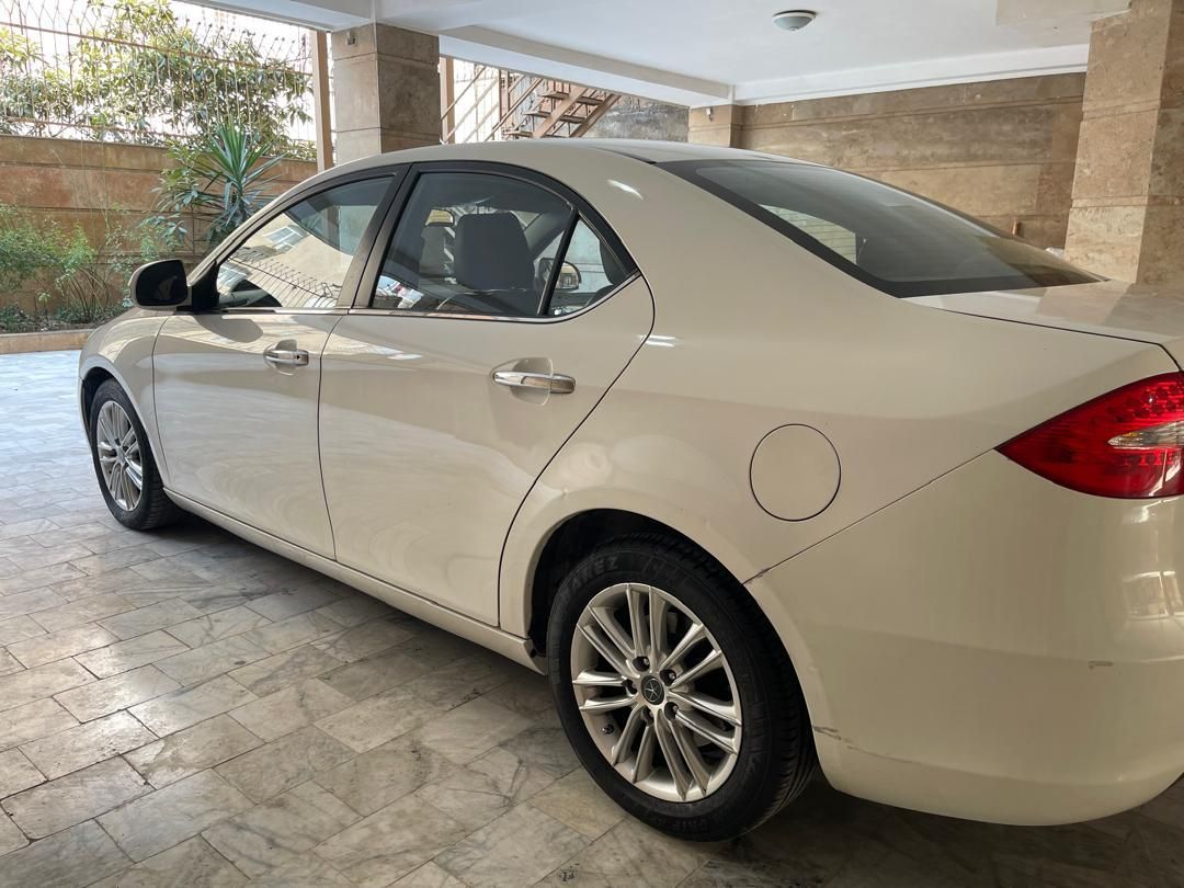 جک J5 اتوماتیک - 1395