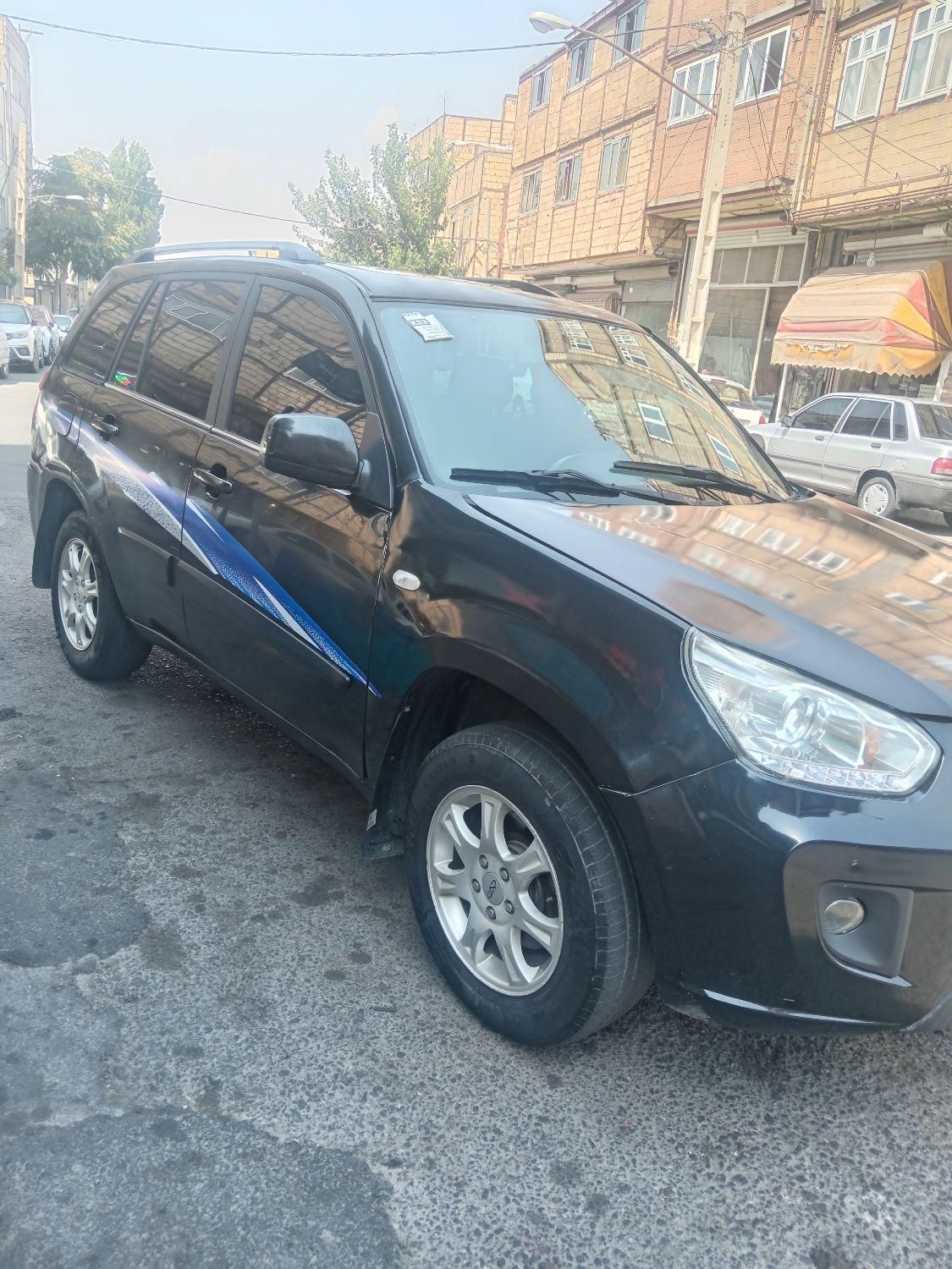 ام وی ام X33 دنده‌ای ساده - 1393