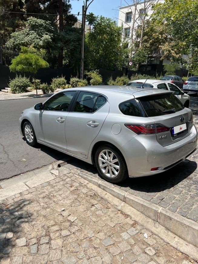 لکسوس CT 200H - 2013