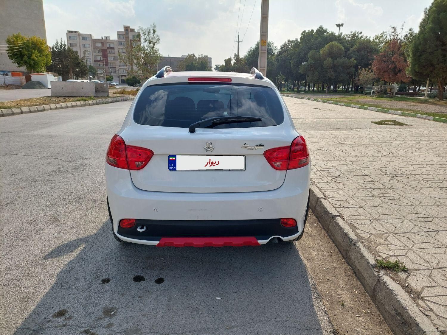 کوییک R دنده‌ای - 1402