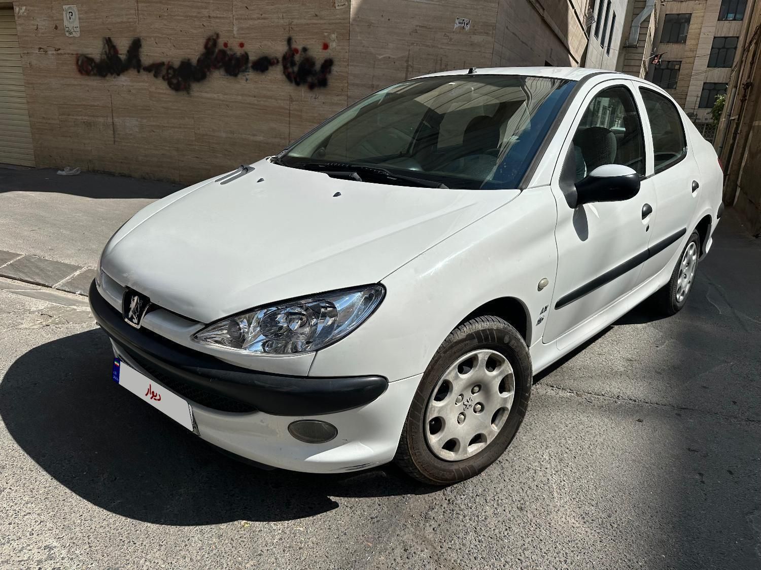 پژو ۲۰۶ صندوق دار v8 - 1394