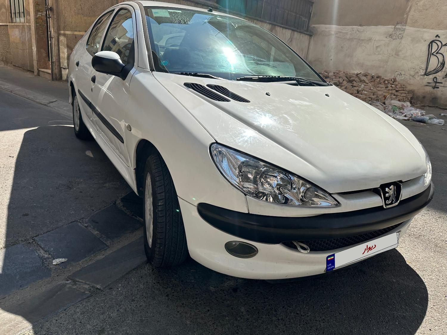 پژو ۲۰۶ صندوق دار v8 - 1394