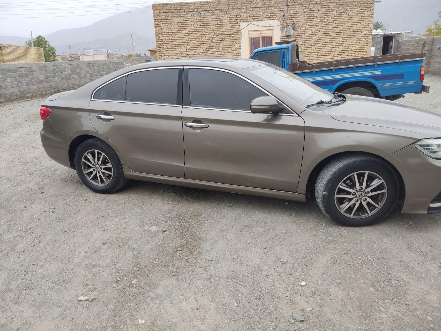لیفان 820 اتوماتیک - 1395