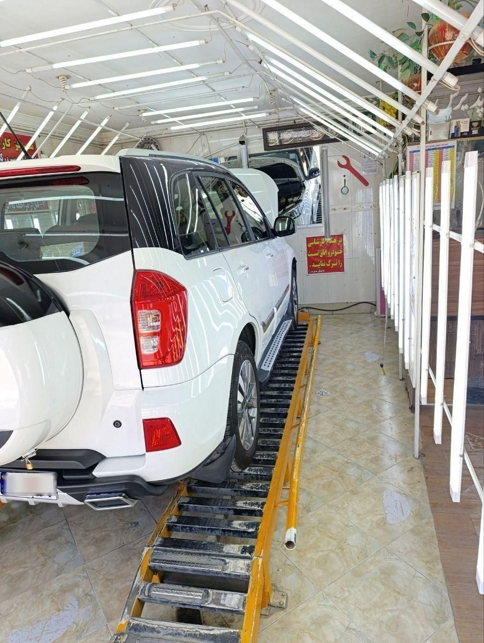 ام وی ام X33 S اتوماتیک اسپرت - 1396
