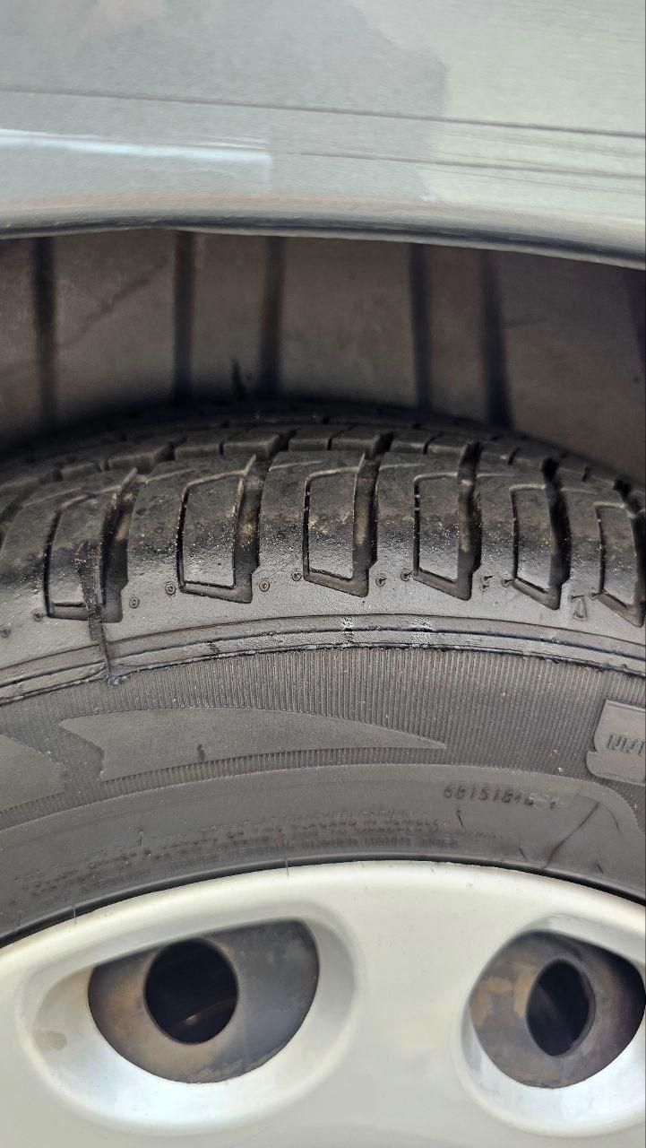 پژو ۲۰۶ صندوق دار v8 - 1386