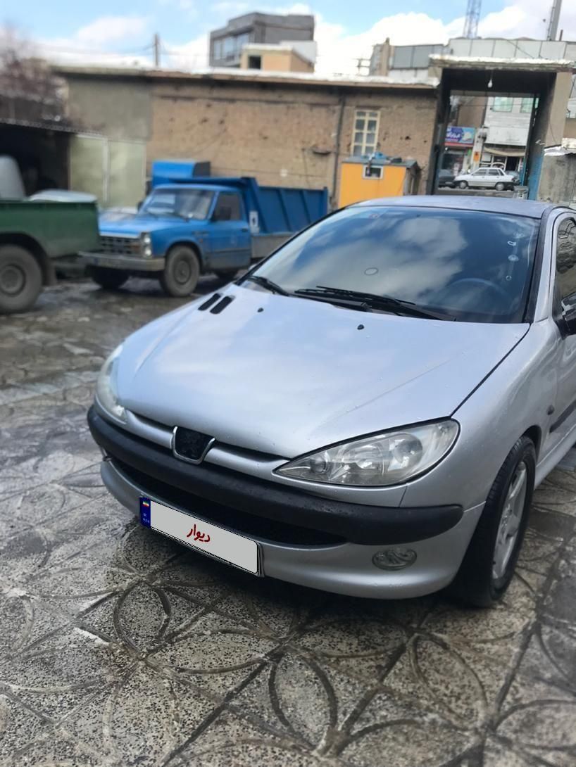 پژو ۲۰۶ صندوق دار v8 - 1386