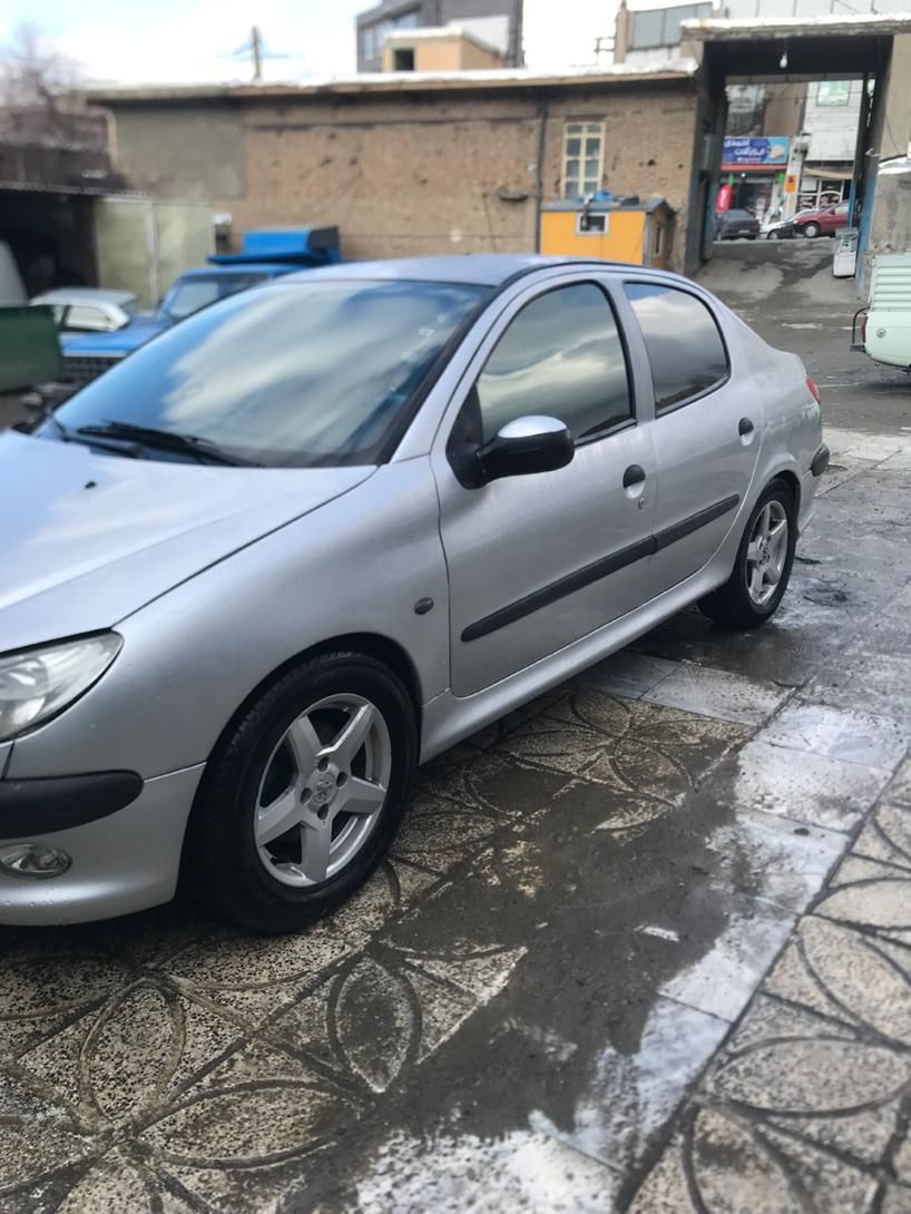 پژو ۲۰۶ صندوق دار v8 - 1386