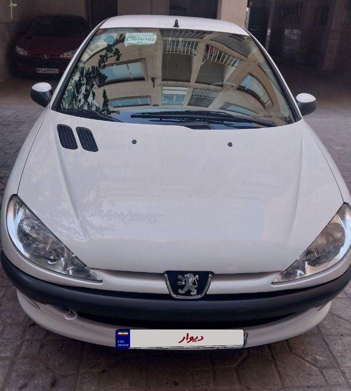 پژو ۲۰۶ صندوق دار v8 - 1399