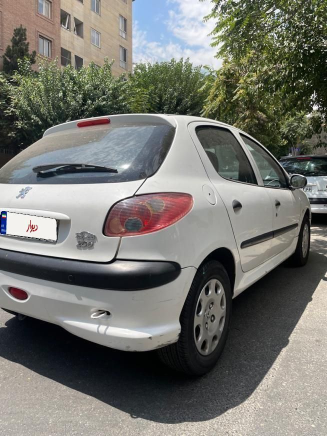 پژو 206 تیپ 5 - 1394